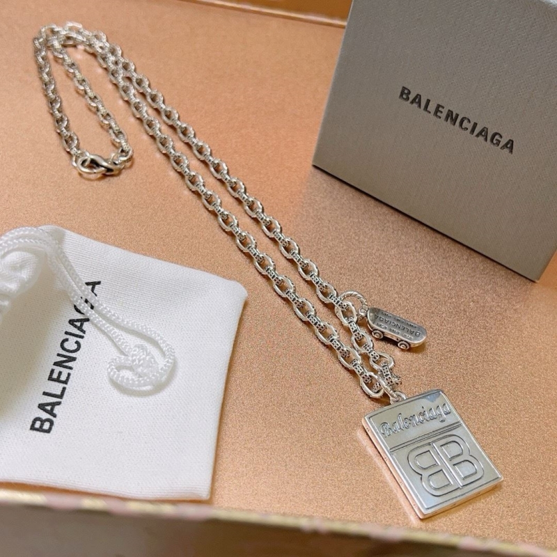 Ba1en*iaga necklaces